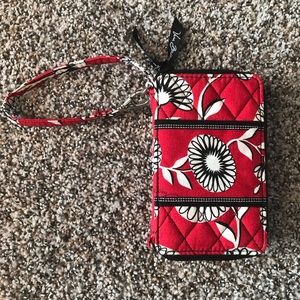 Vera Bradley Deco Daisy Carry All Wristlet